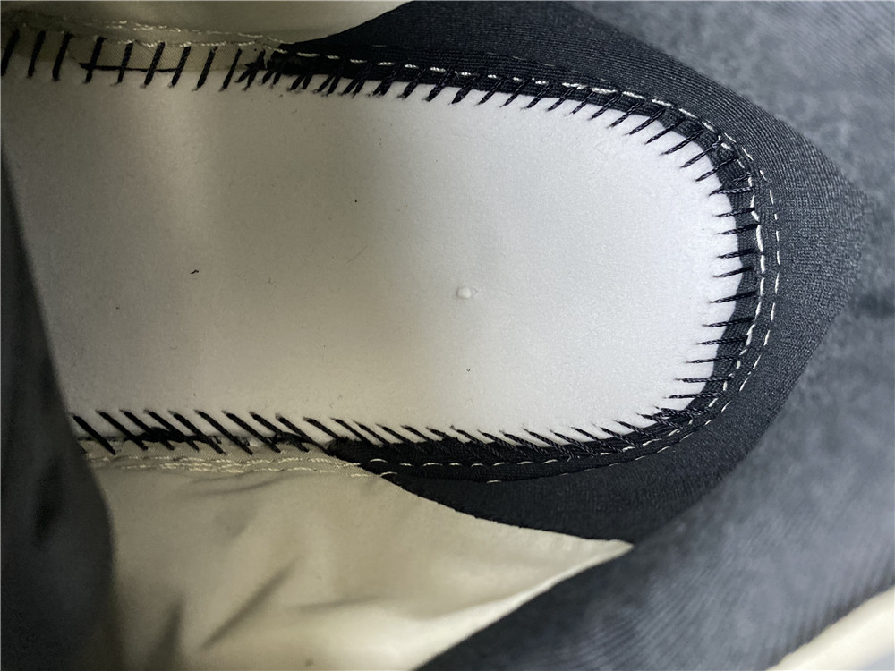 adidas Yeezy Boost 700 MNVNBone