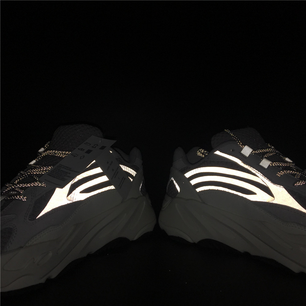 adidas Yeezy Boost 700 V2Static