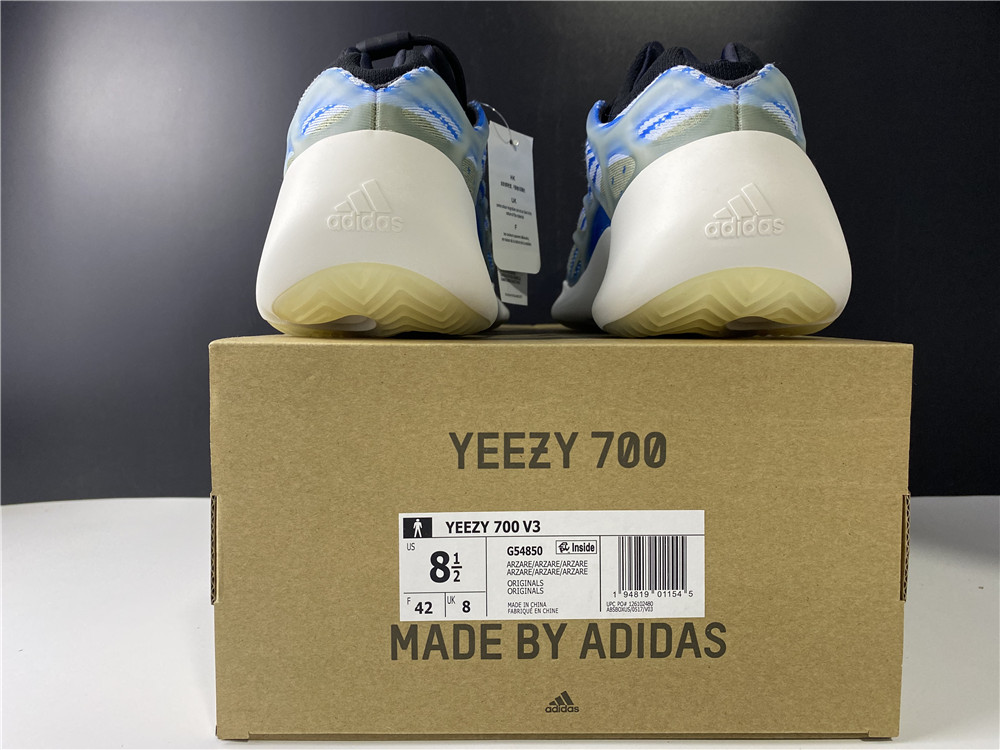 adidas Yeezy 700 V3Arzareth