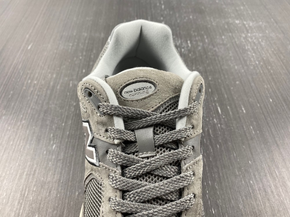 New Balance 2002R Marblehead Light Aluminum