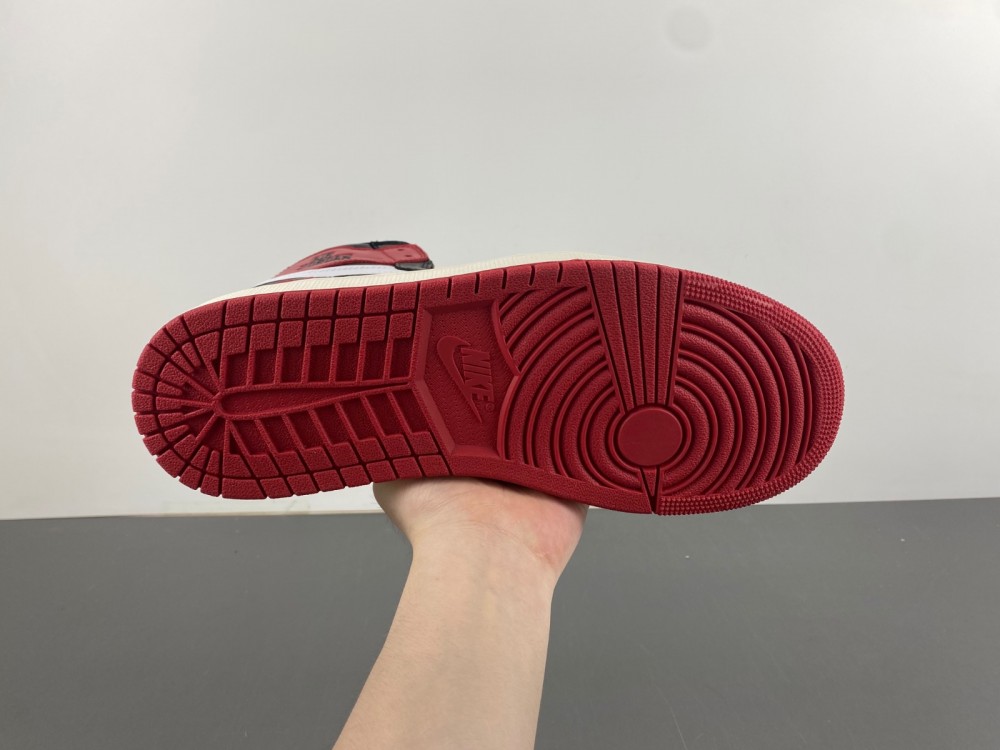 Air Jordan 1 High OG “Black Toe Reimagined”DZ5485-106