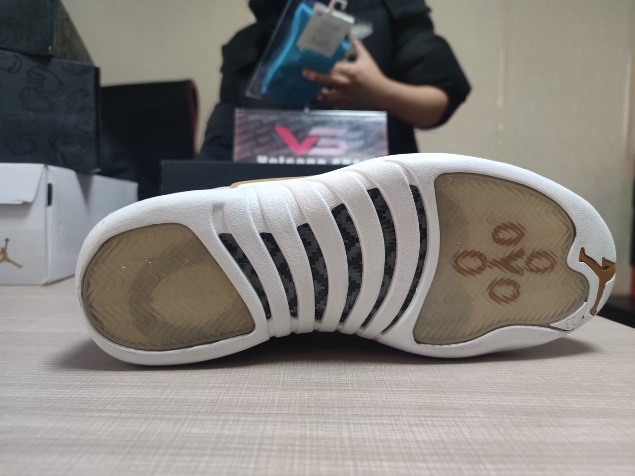 Jordan 12 Retro OVO White 873864-102