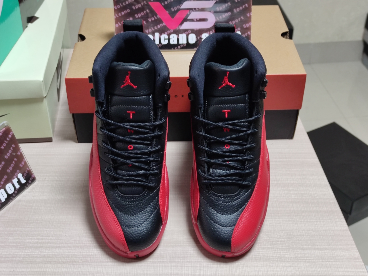 Jordan 12 Retro Flu Game 130690 002