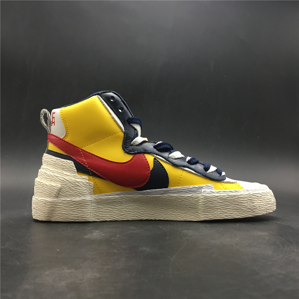 Nike Blazer Mid sacai Snow Beach BV0072-700