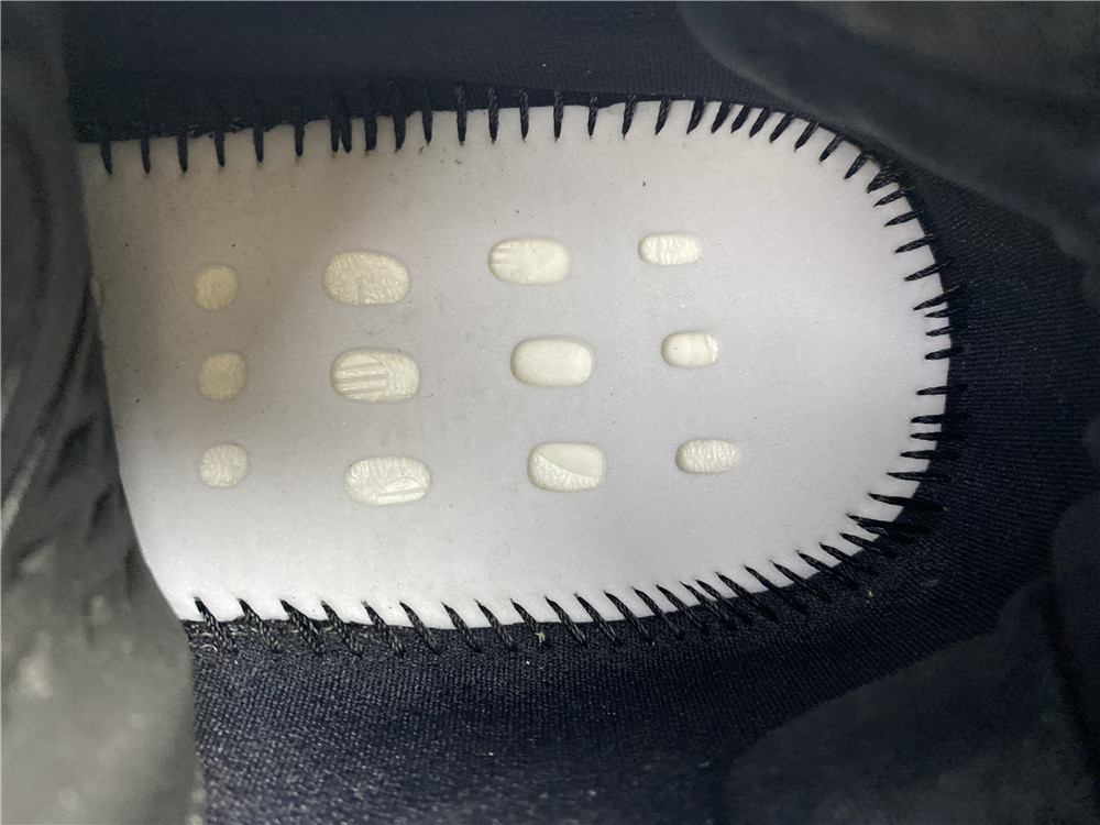 adidas Yeezy Boost 380Onyx Reflective