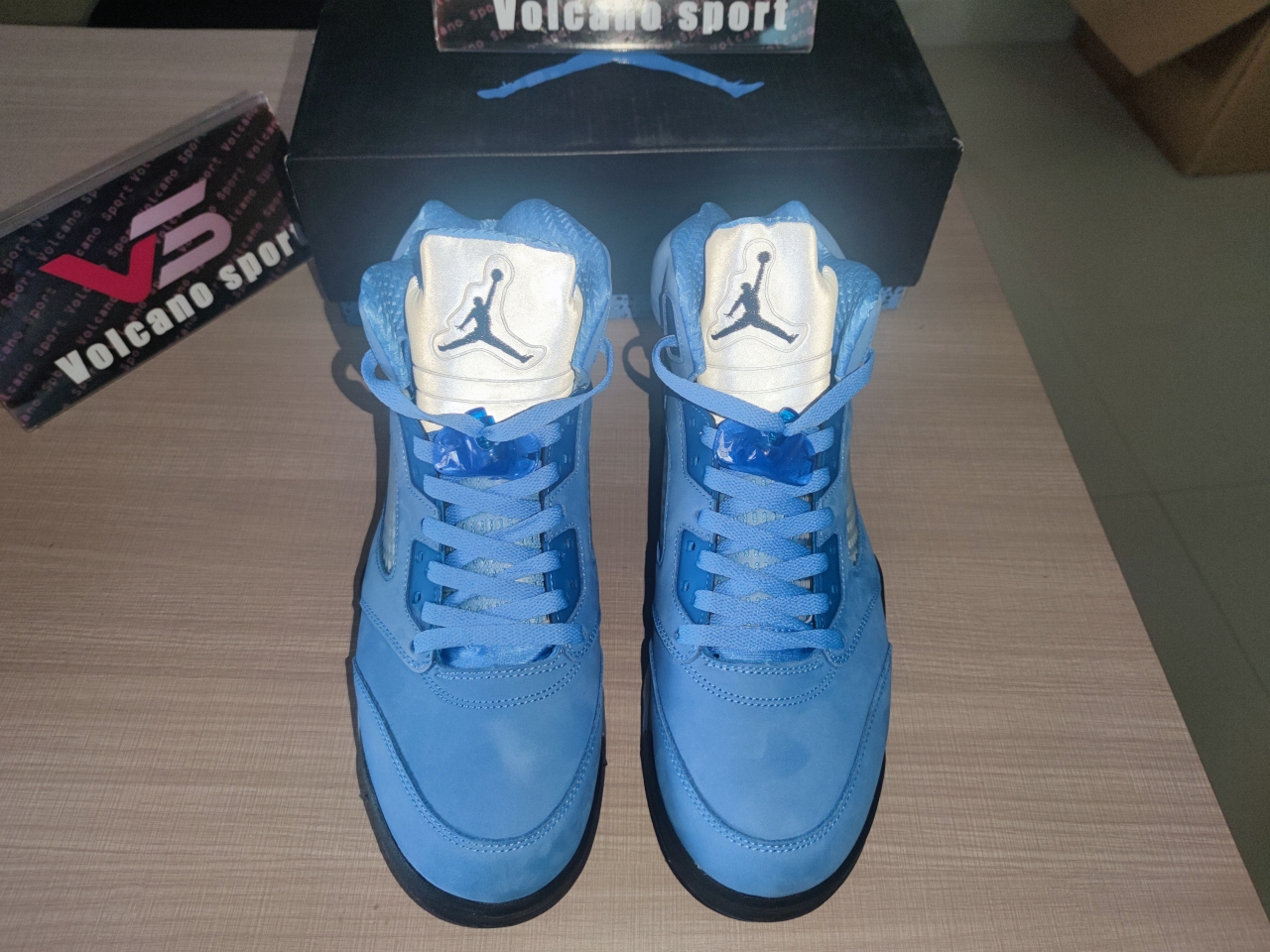 vJordan 5 “UNC