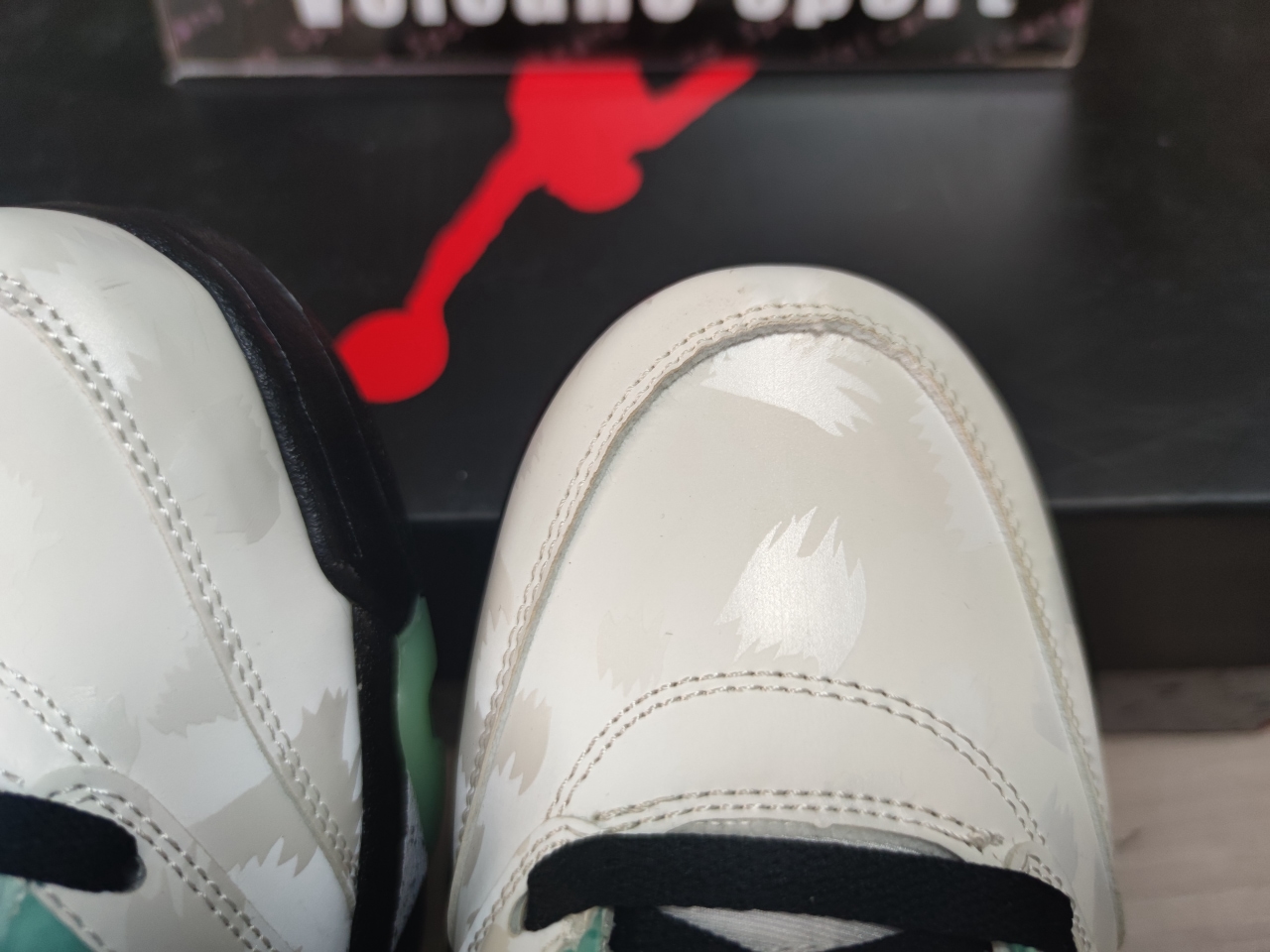 Jordan 5 “Island Green” CN2932-100