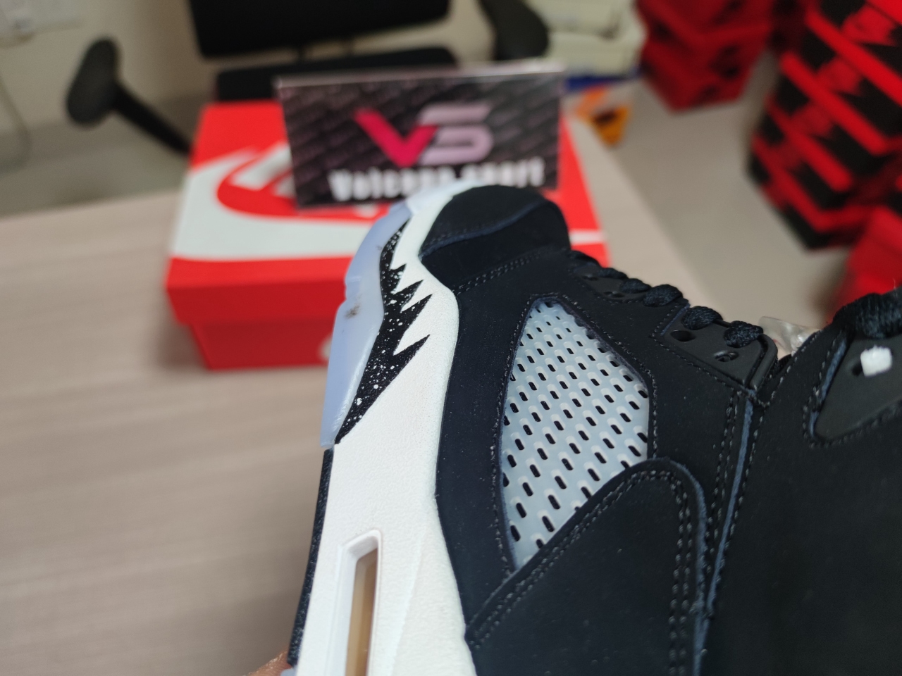 Jordan 5 “Stealth 2.0” CT4838-011