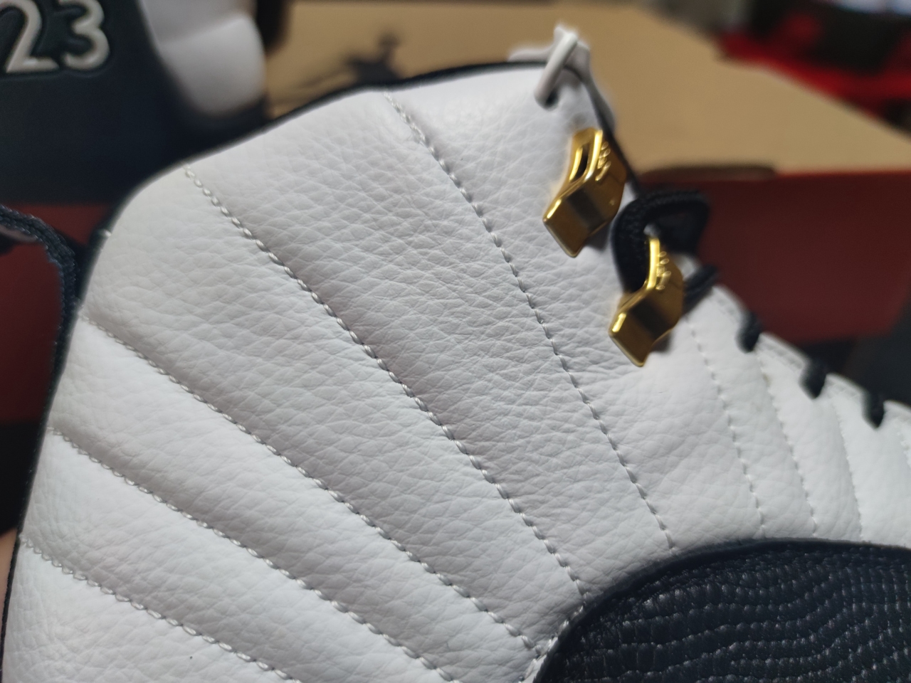 Jordan 12 Retro Royalty Taxi CT8013-170