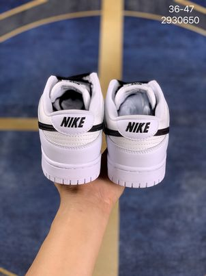 Dunk Low 'Reverse Panda'DJ6188-101