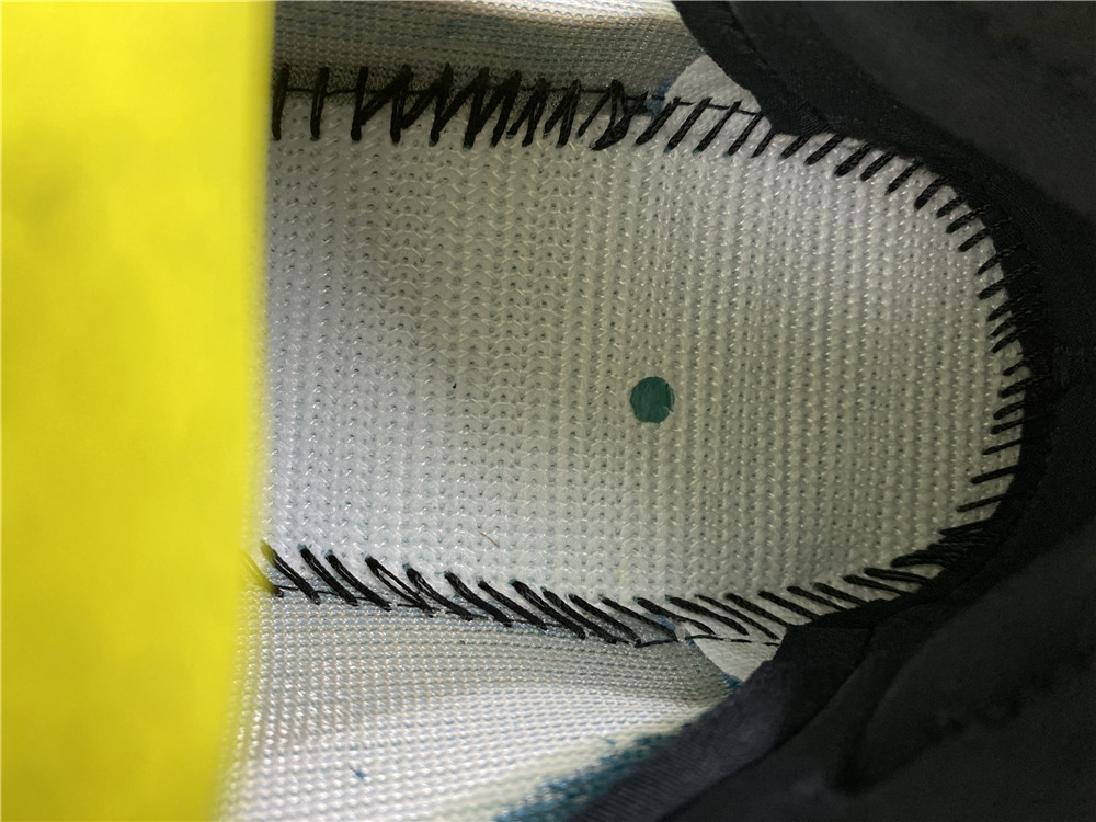 adidas Yeezy 700 V3Kyanite