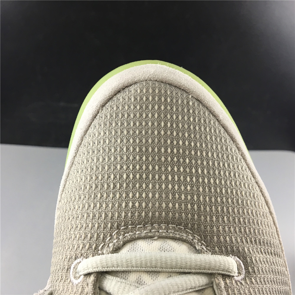 Nike Air Yeezy 2Pure Platinum