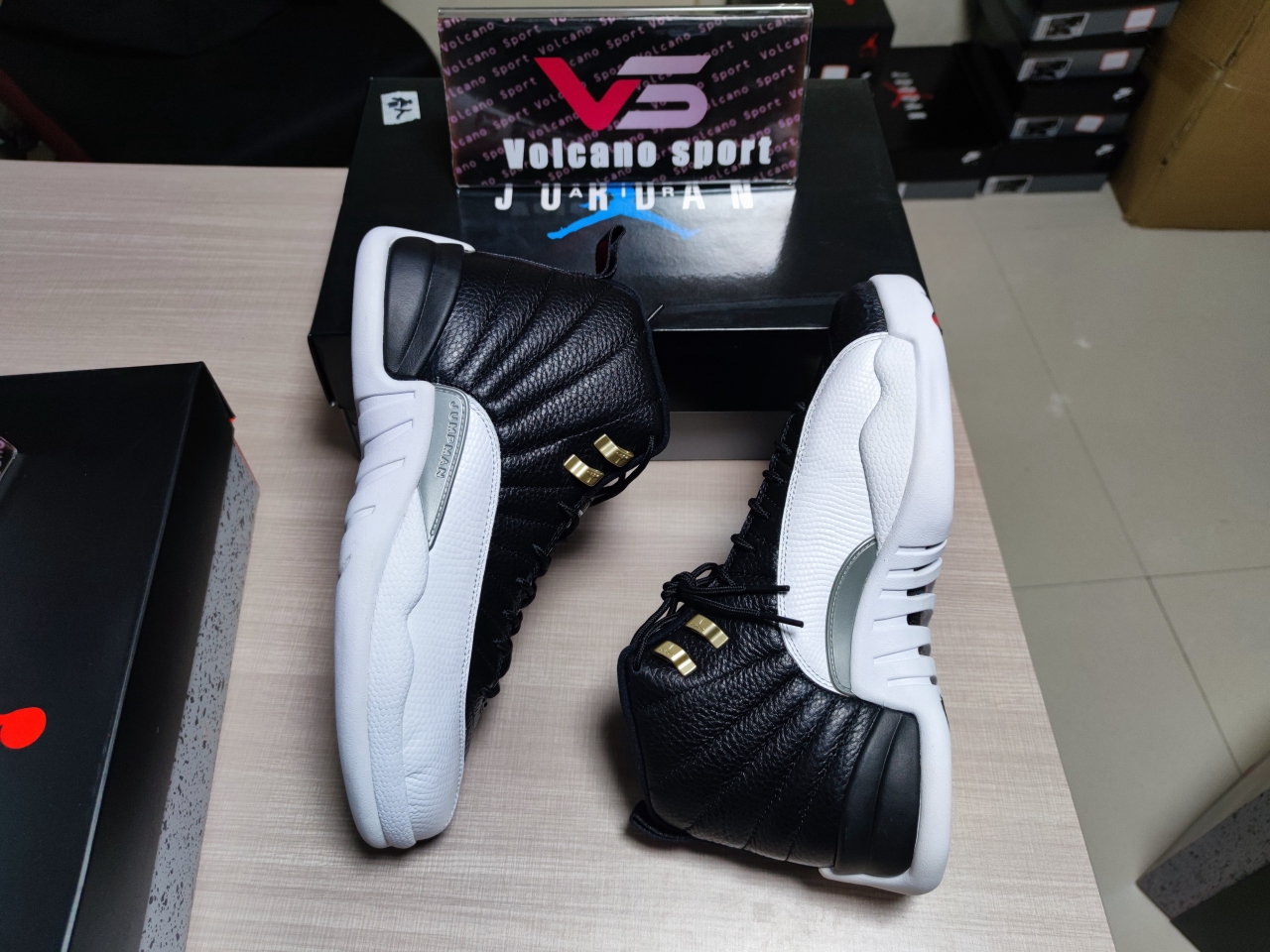 Jordan 12 Retro Playoffs (2022) CT8013-006