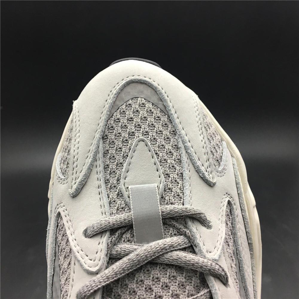 adidas Yeezy Boost 700 V2Static