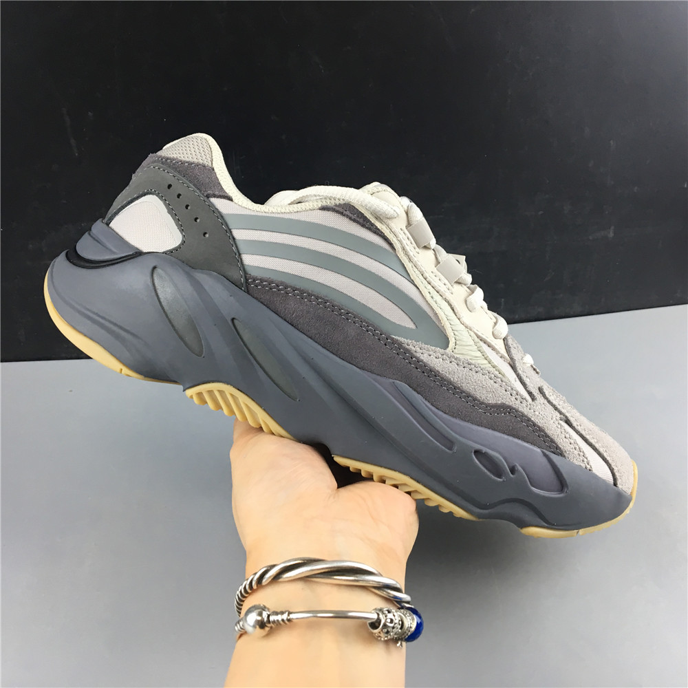 adidas Yeezy Boost 700 V2Tephra