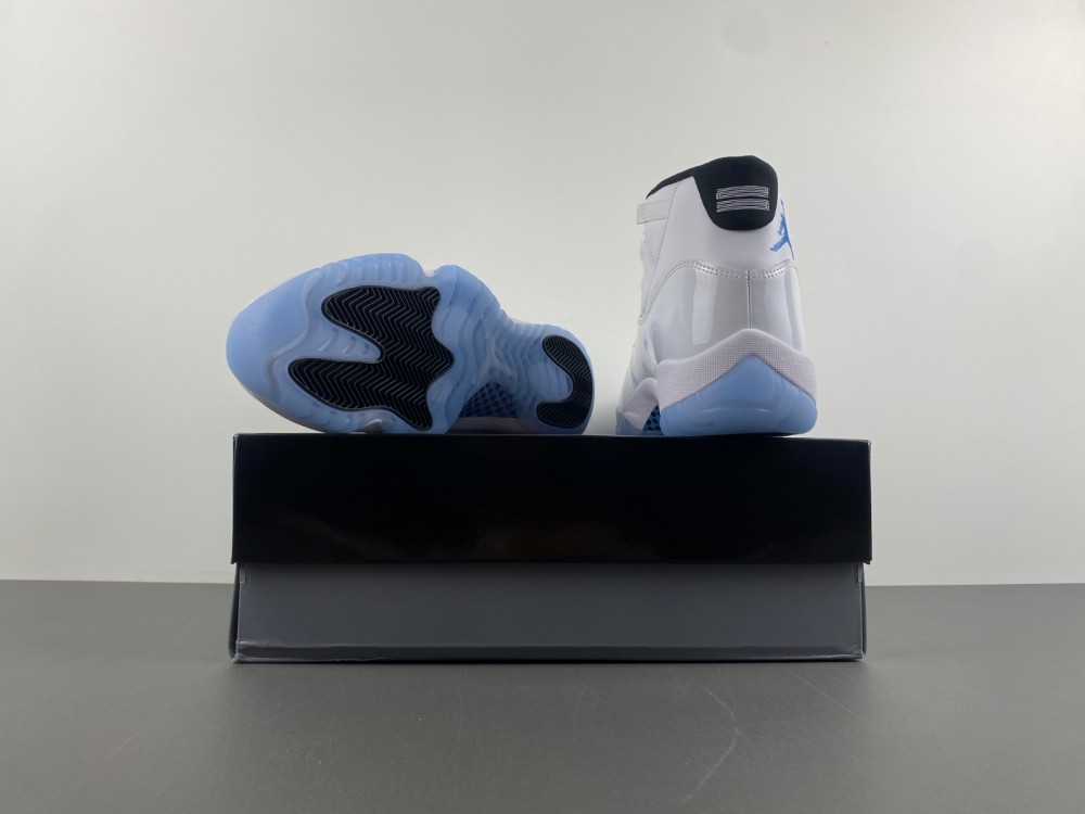 Air Jordan 11 “Legend Blue”CT8012-104