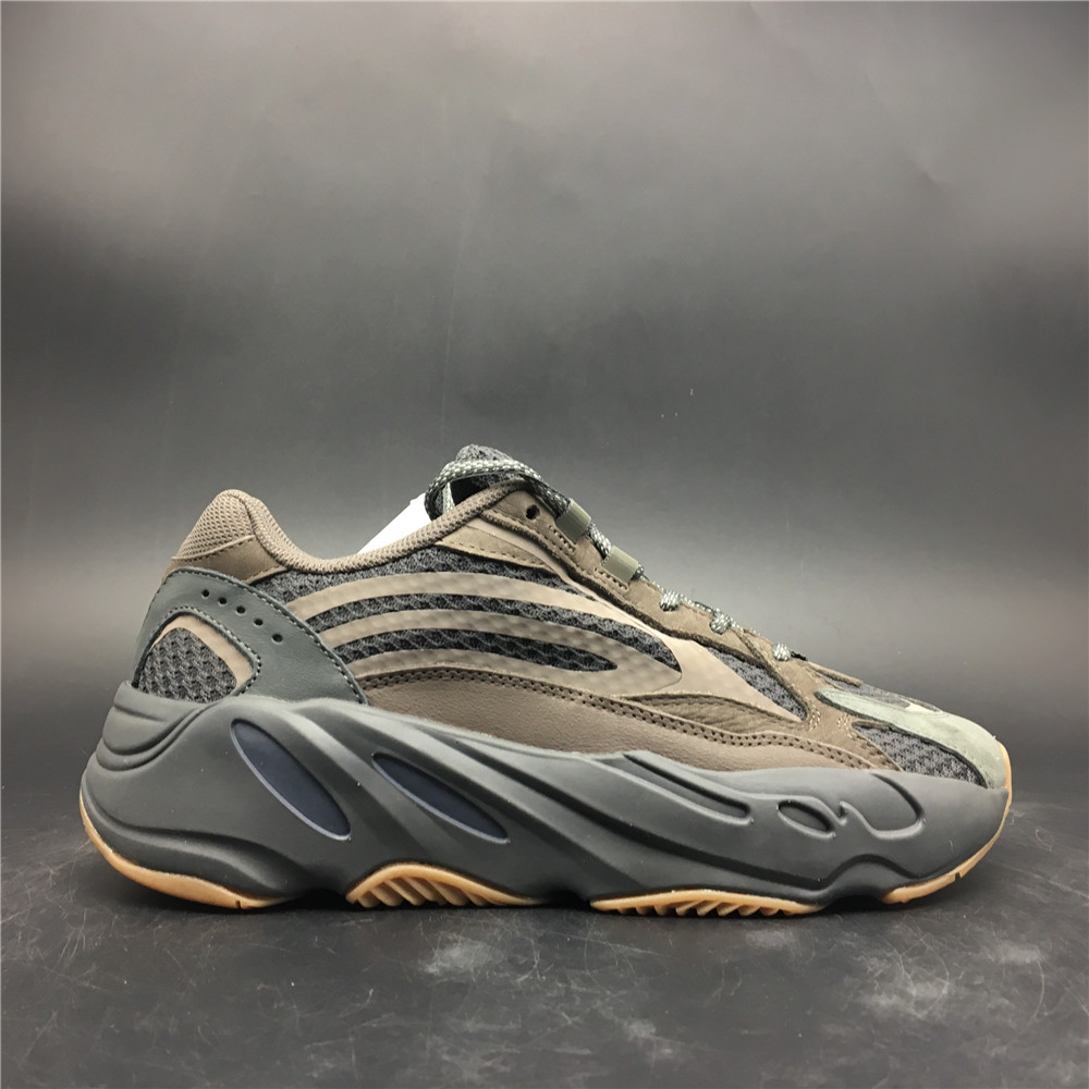 adidas Yeezy Boost 700 V2Geode