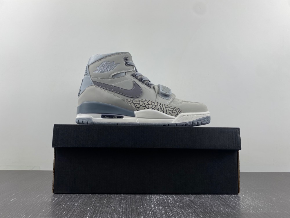 Air Jordan 312 AV3922-002