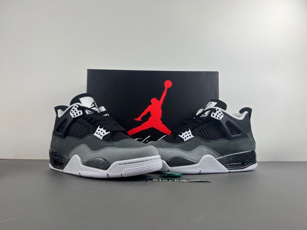 Jordan 4  FQ8138一002