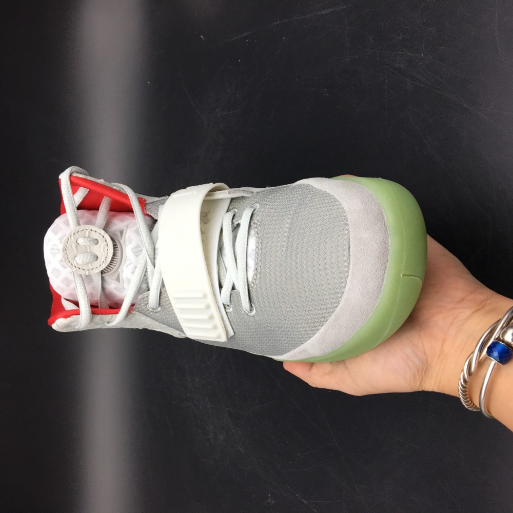 Nike Air Yeezy 2Pure Platinum