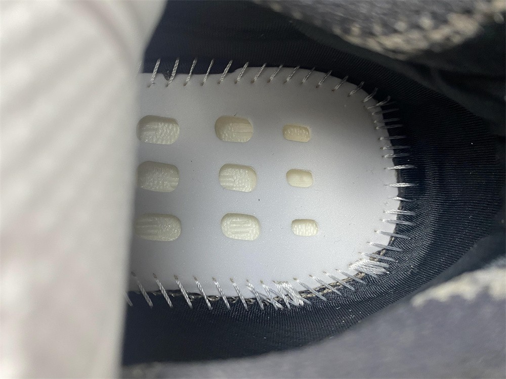 adidas Yeezy Boost 380Stone Salt