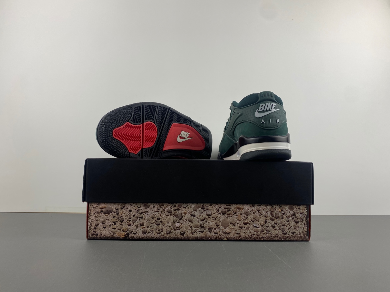 Nigel Sylvester x Air Jordan 4 RM SP 'Fence Green' HF4334-300