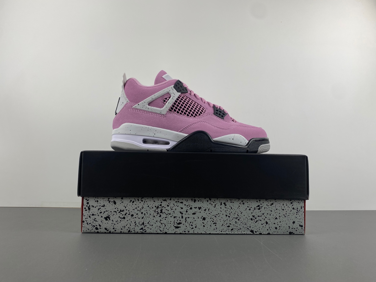 Air Jordan 4 Retro Orchid - New Women | Color: Pink |