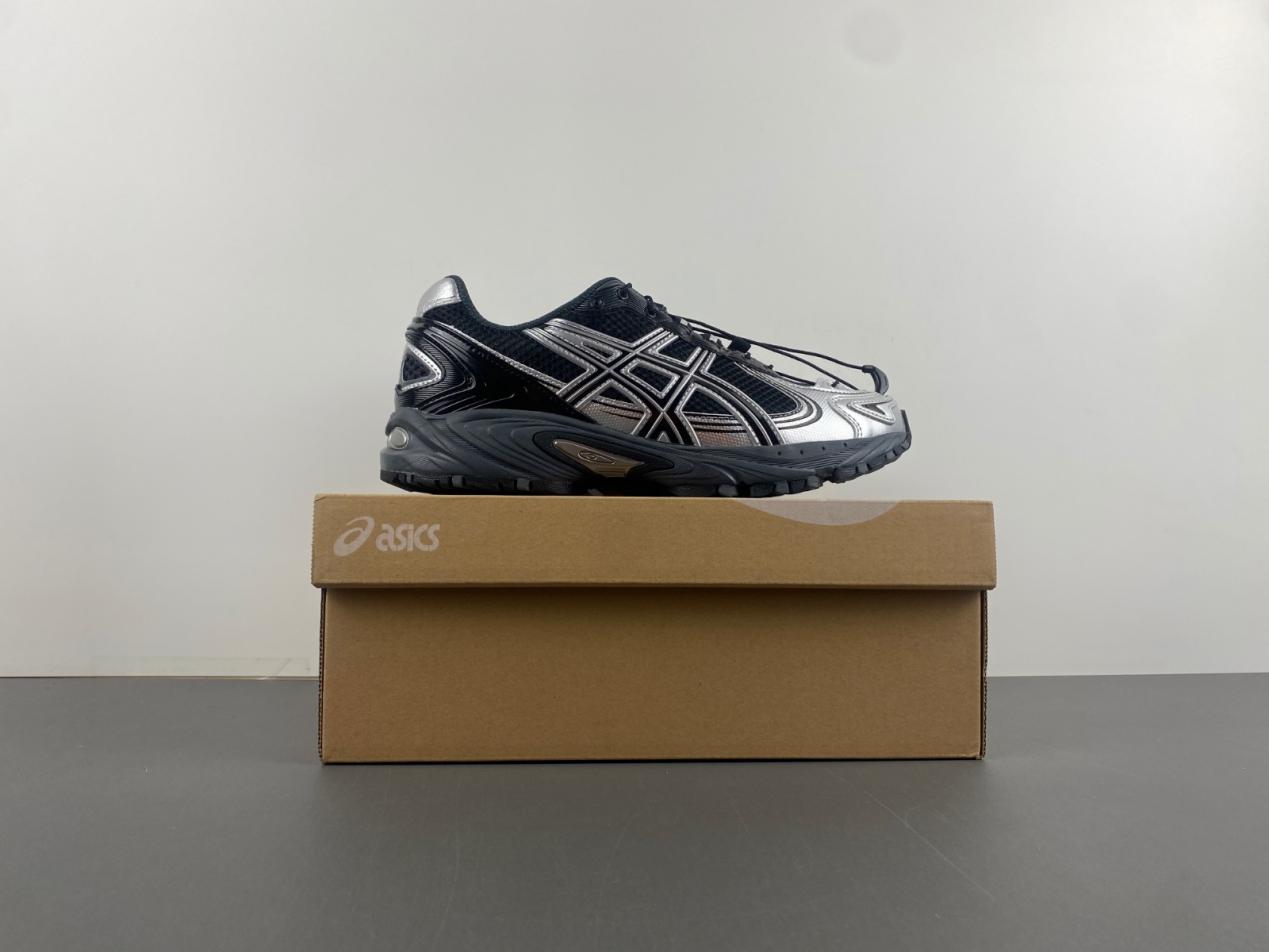 Urban Explorer: ASICS Gel-Kahana TR V4 Black Silver 1203A497-001