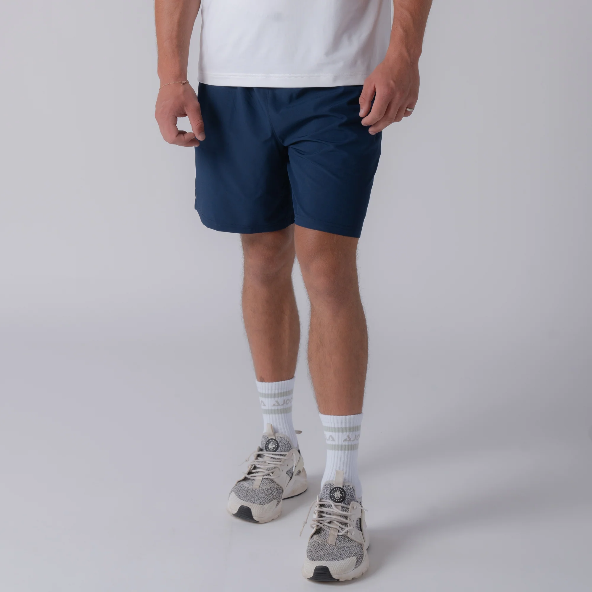Men's Woven 7