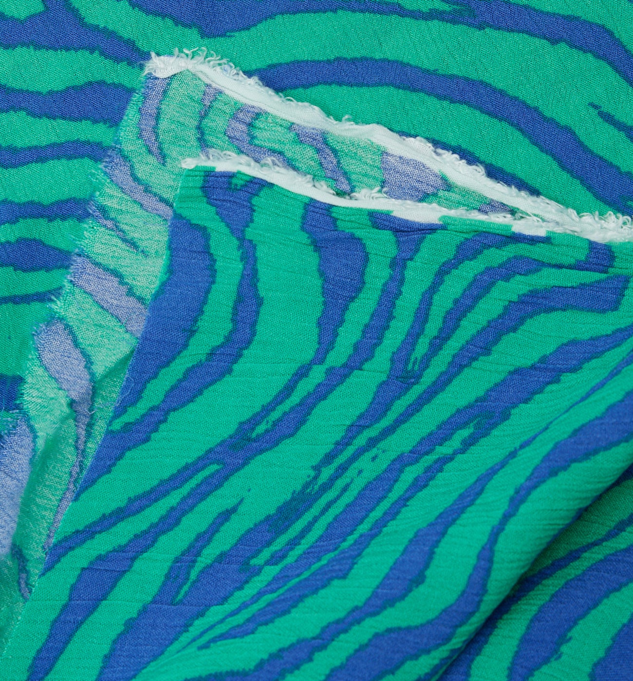 3m crinkle viscose fabric cut - Mandarine print