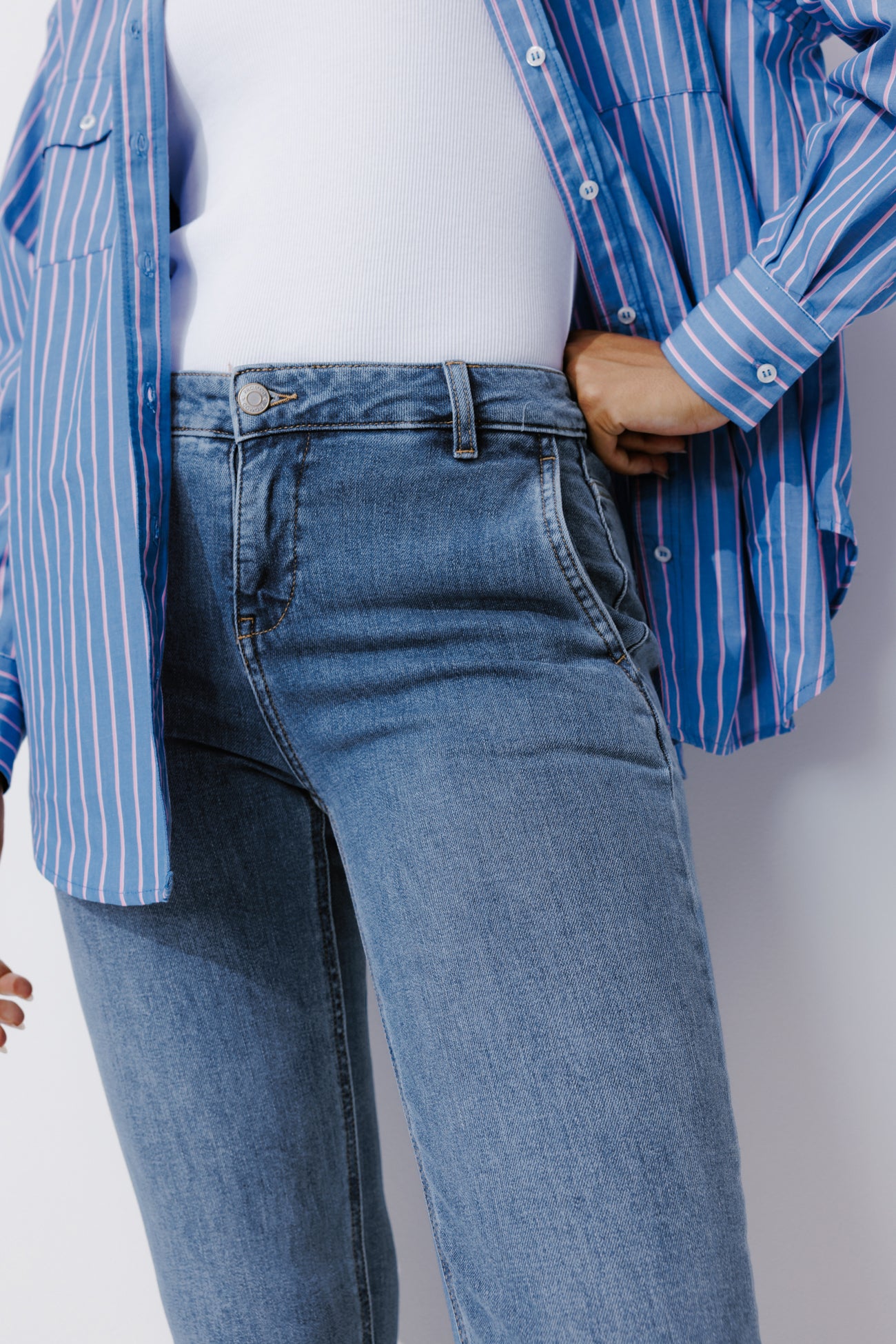 EUGENE flared jeans - Medium denim