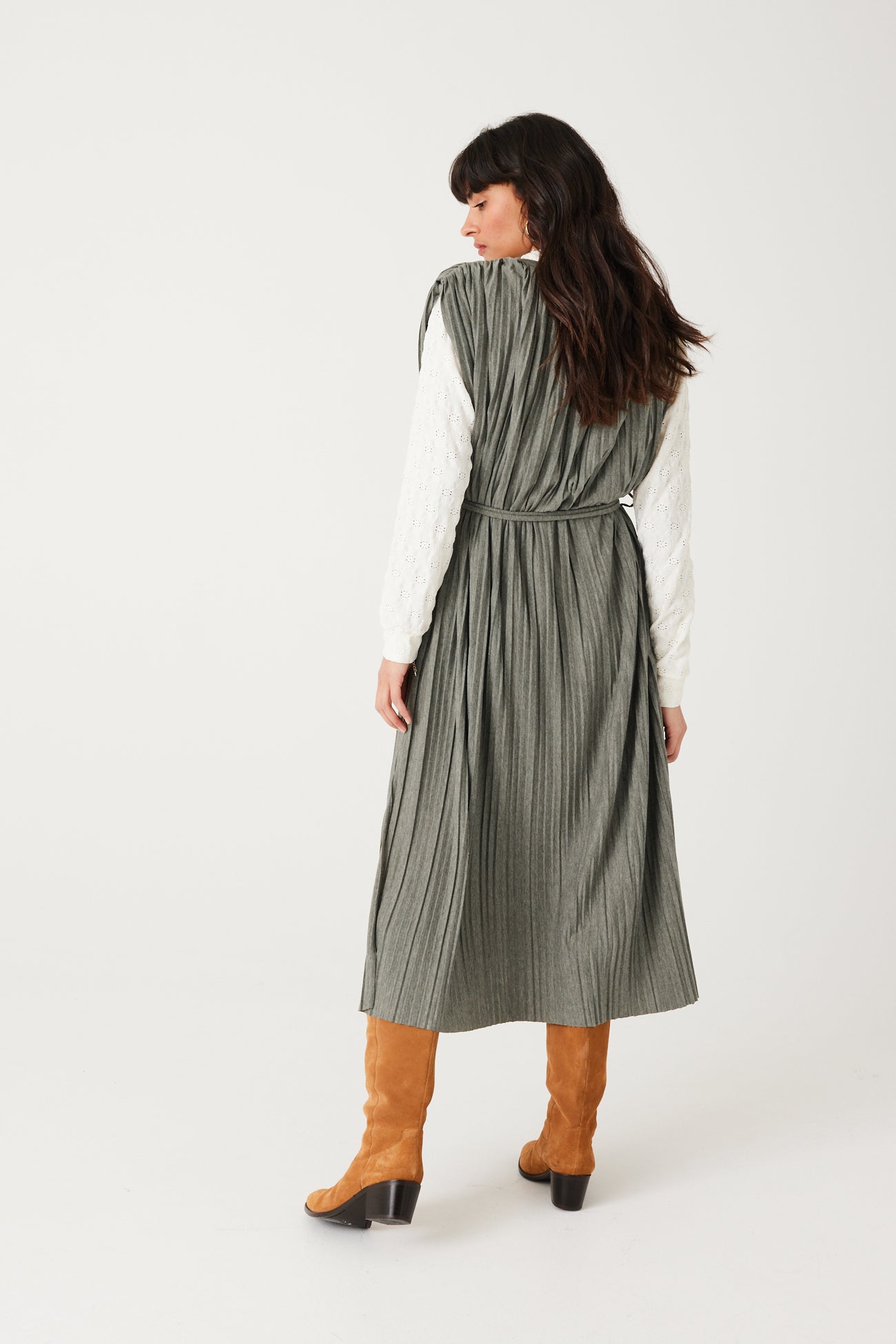 Mid-length pleat dress - Khaki