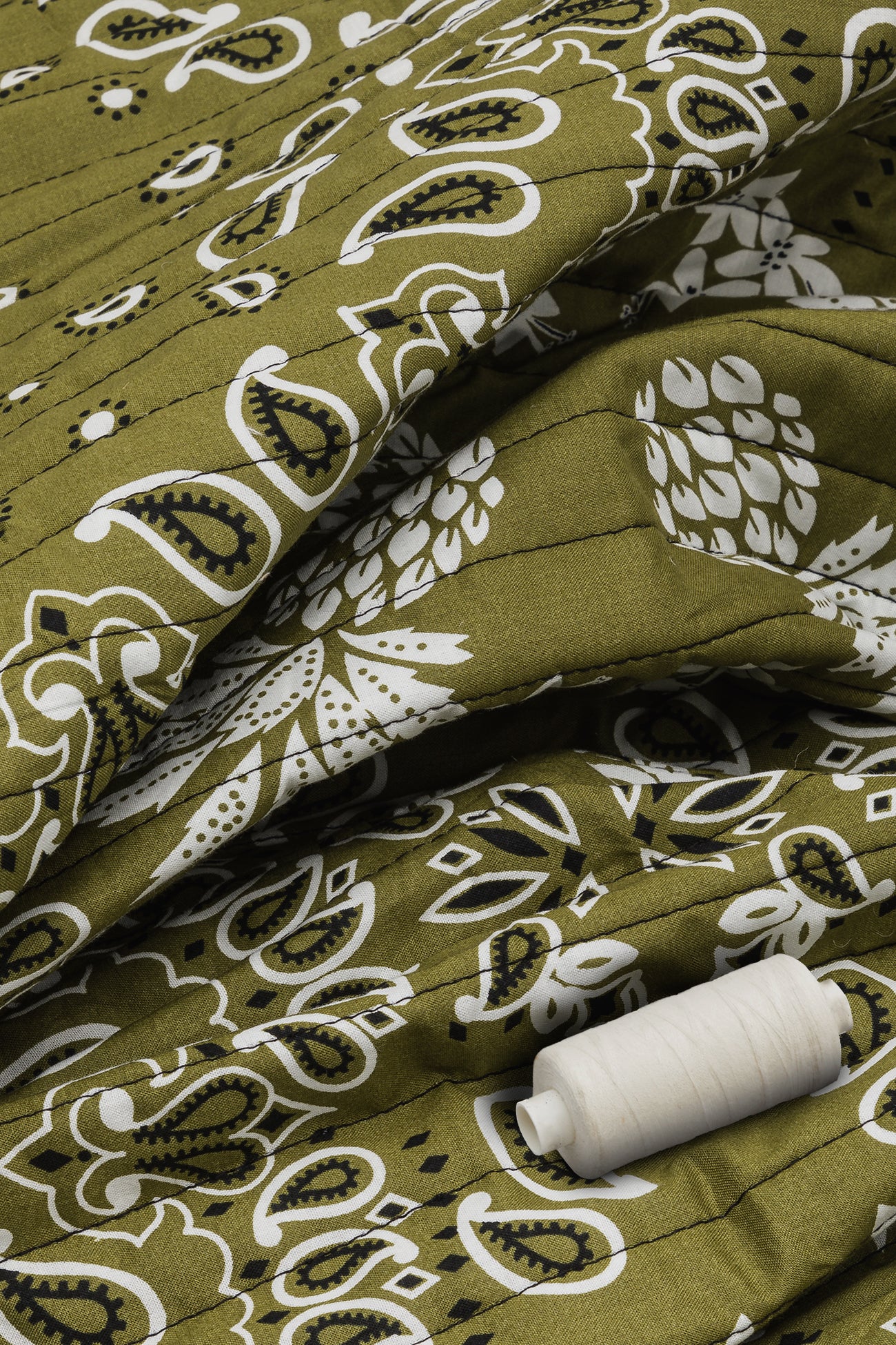 Padded cotton 2m fabric cut - Khaki print