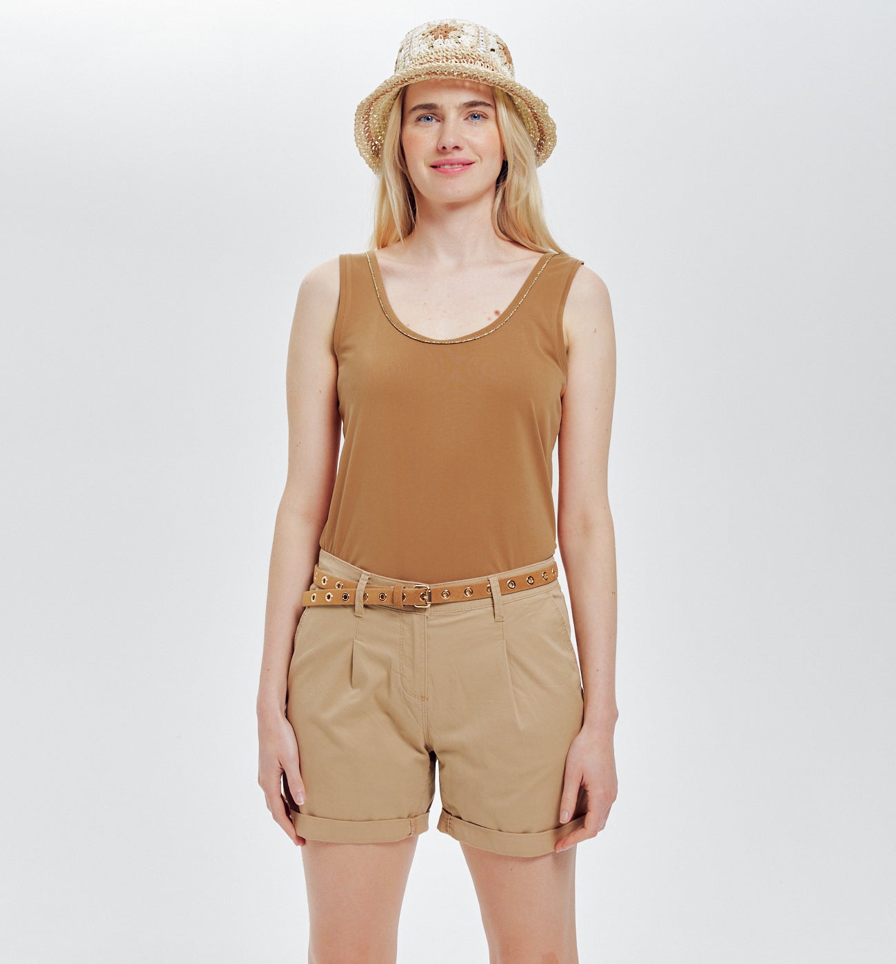 Low-neck sleeveless top - Ochre