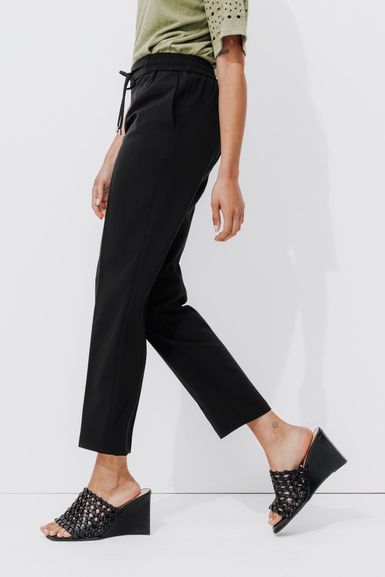 Checked jogging trousers - Navy blue stripes