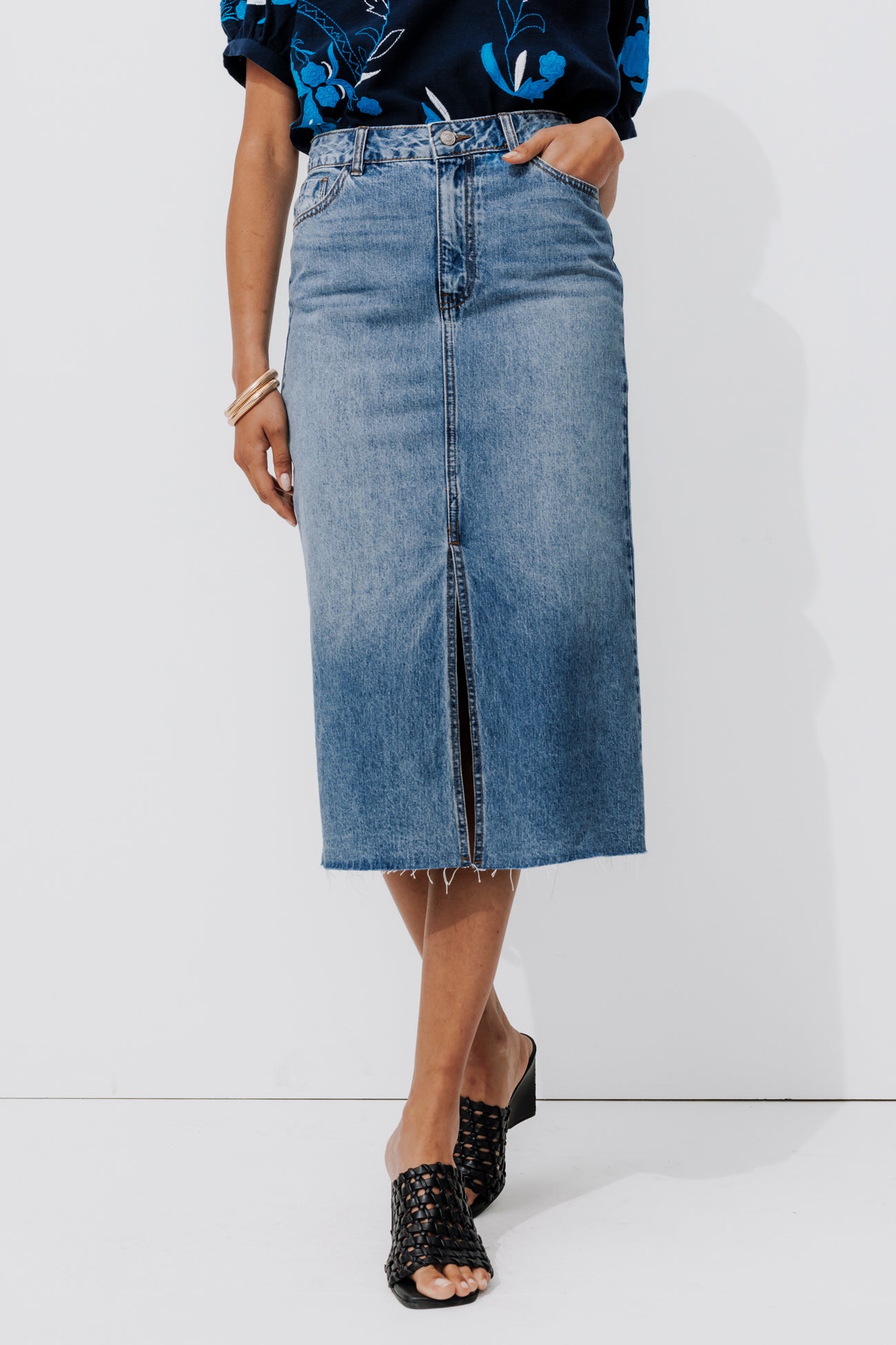 Denim midi skirt - Medium denim