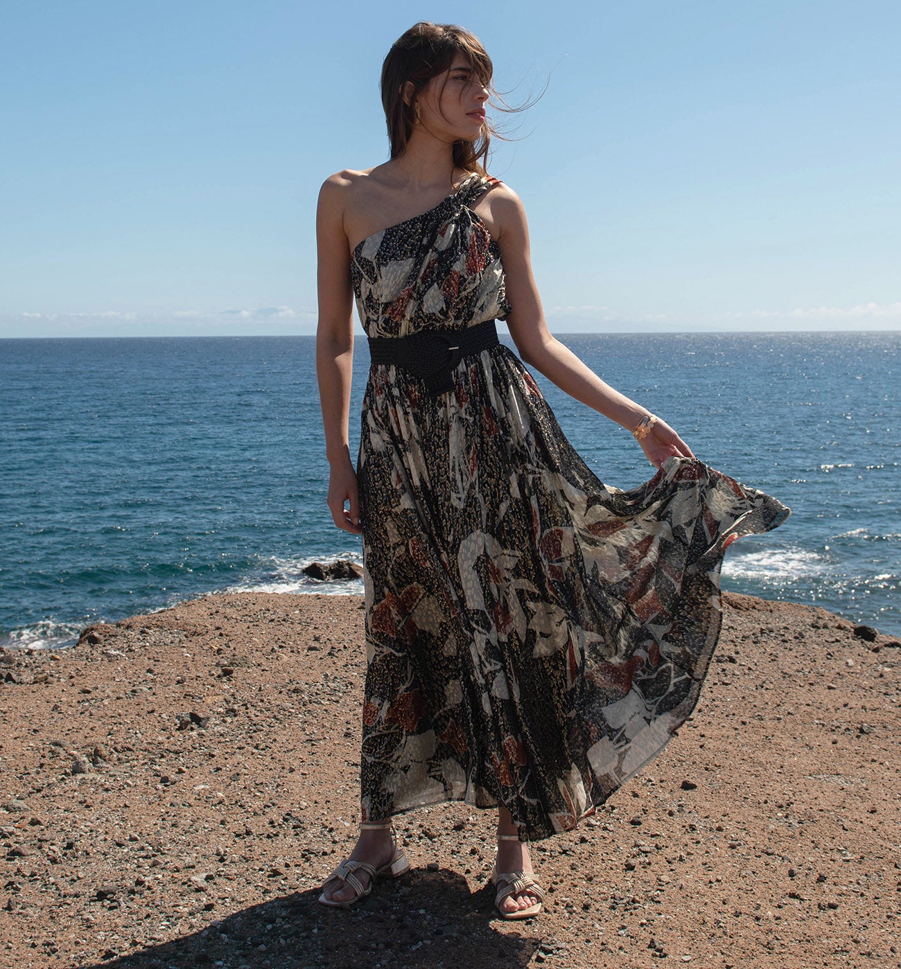 Glitzy voile fabric cut - Black print