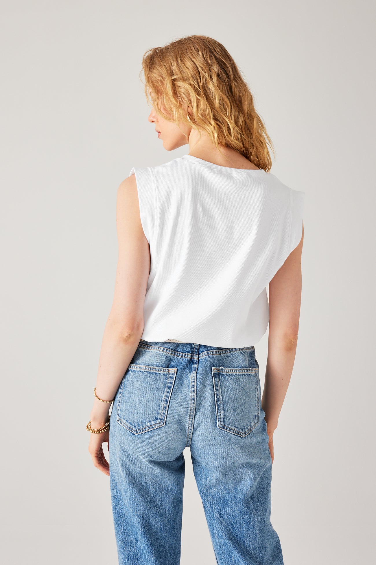 Sleeveless t-shirt - Black