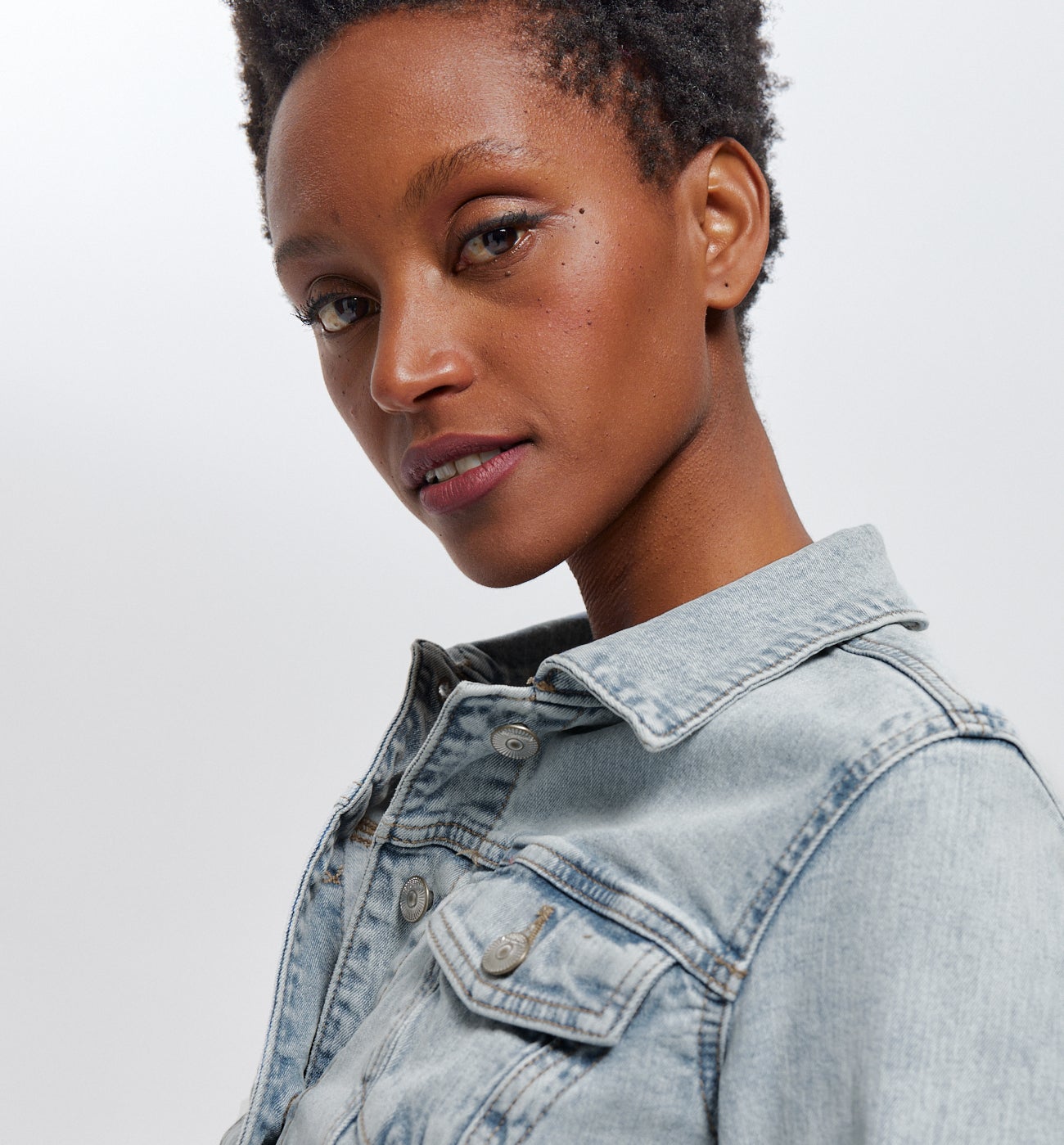 Relaxed denim jacket - Ultra faded denim