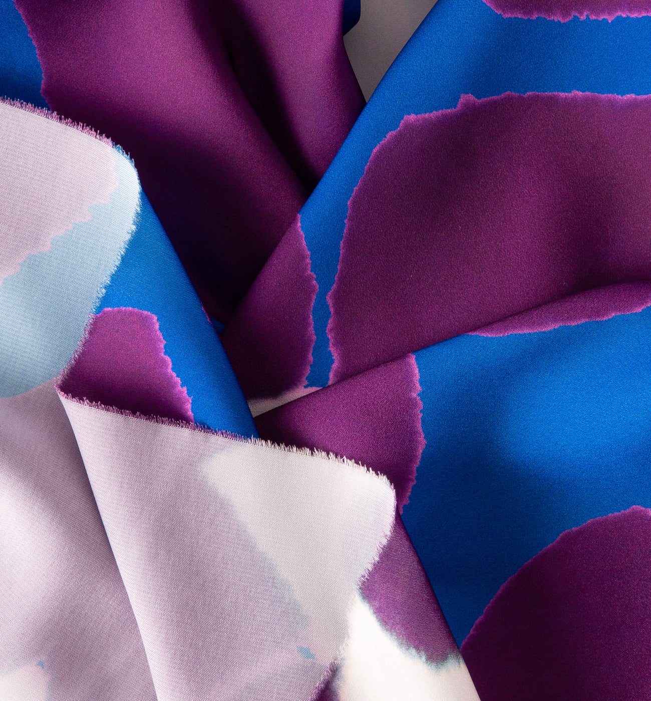 Polyester satin fabric cut - Pink print