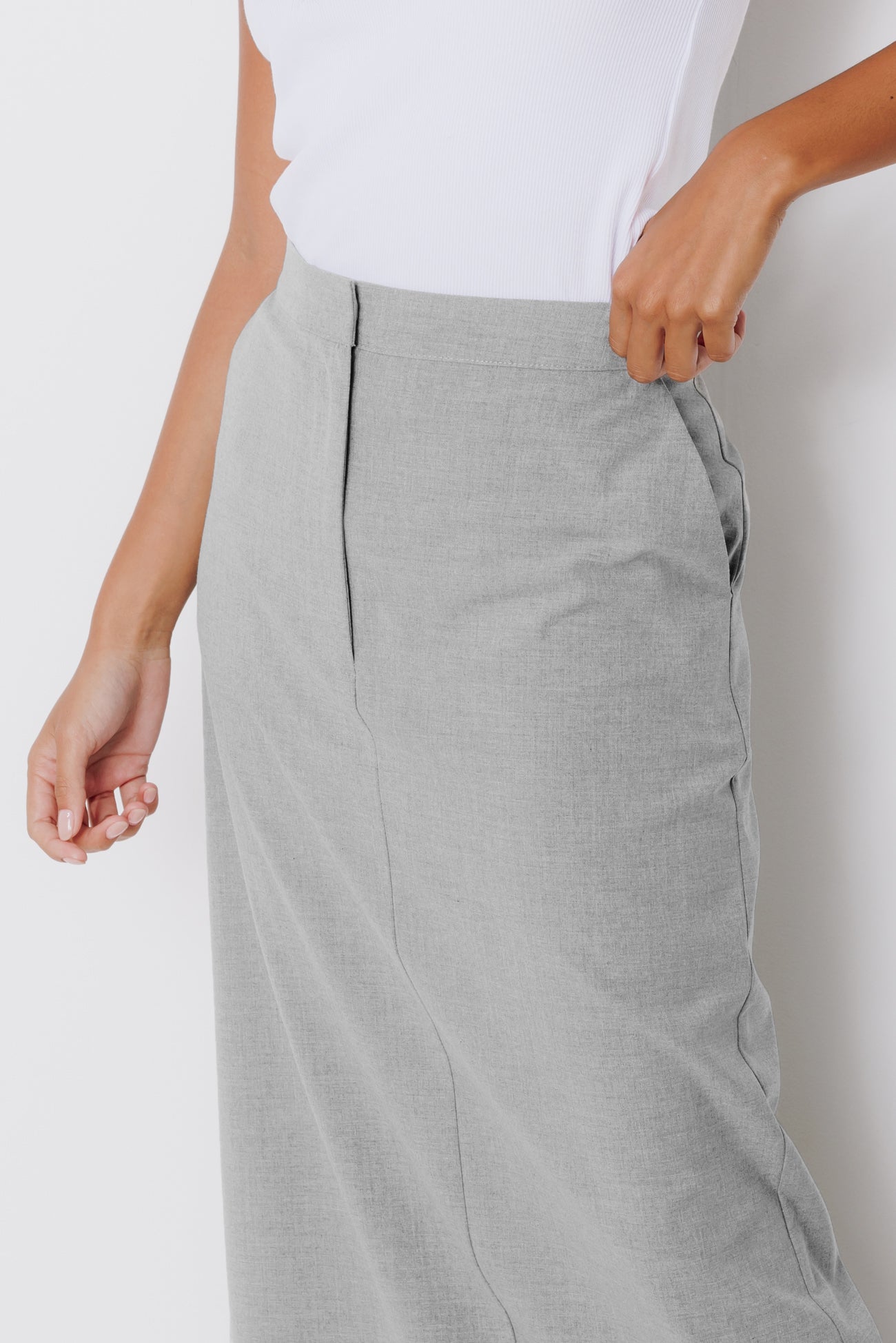 Pencil skirt with slit - Grey