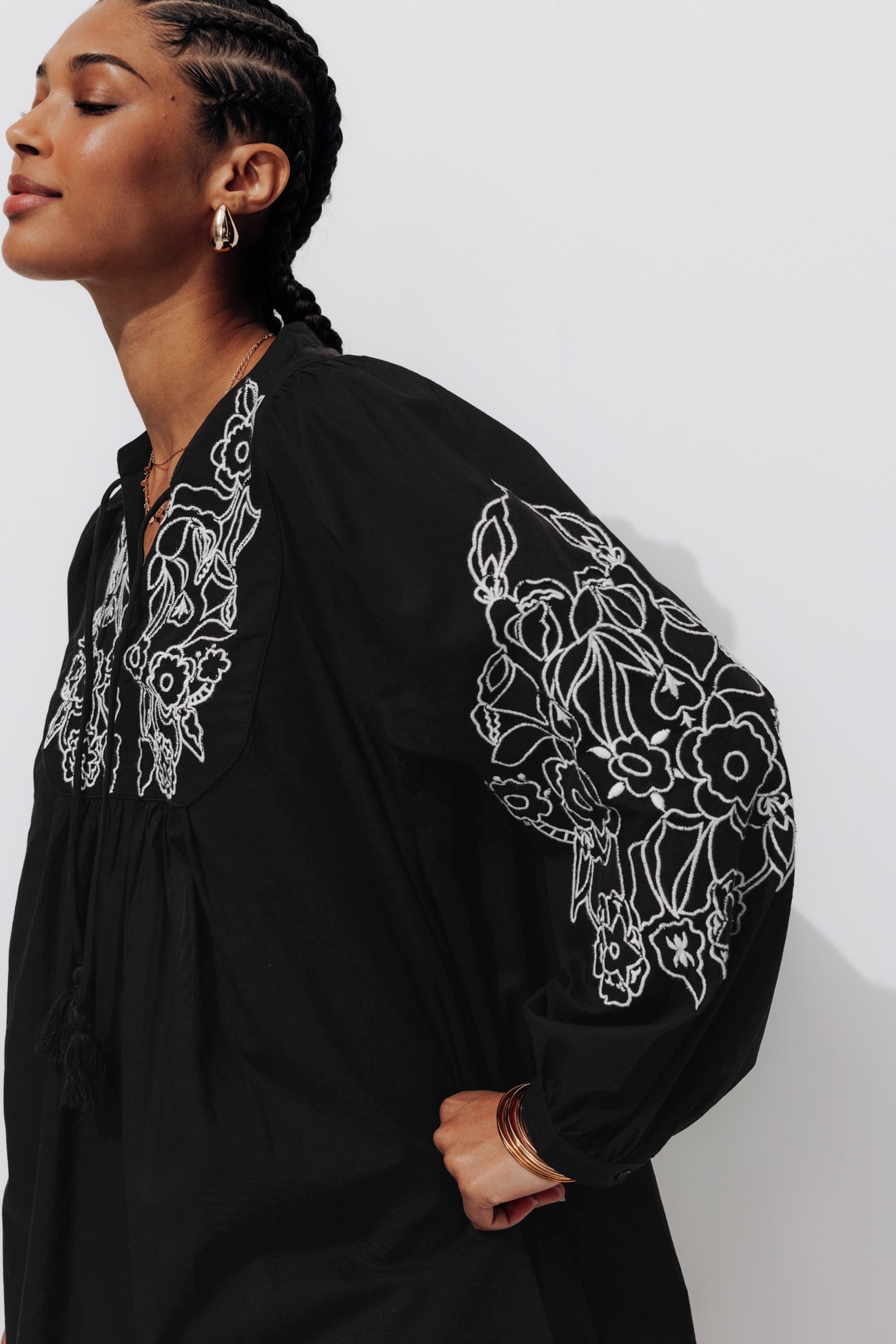 Short embroidered dress - Black