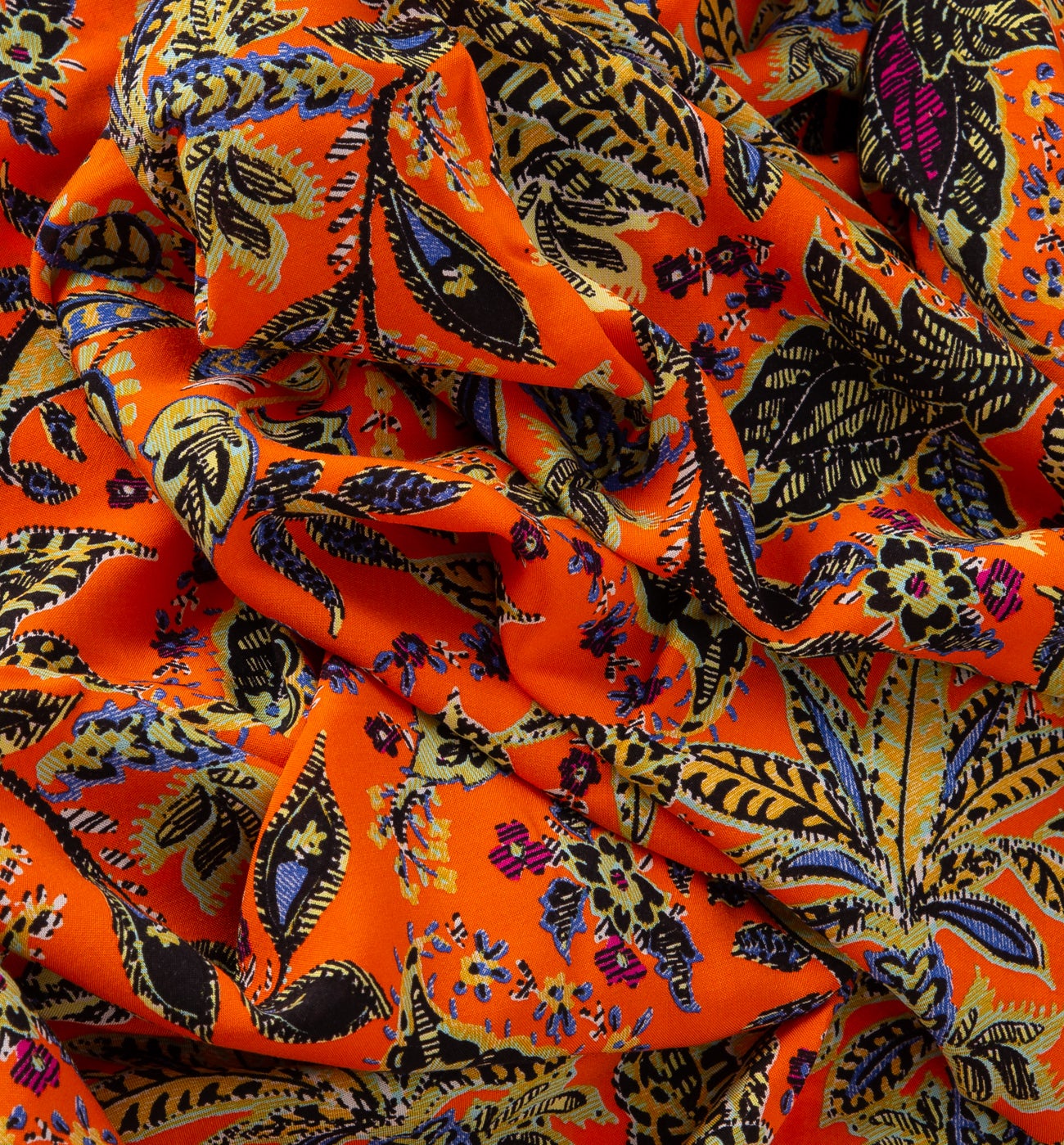 Viscose fabric cut - Coral prints