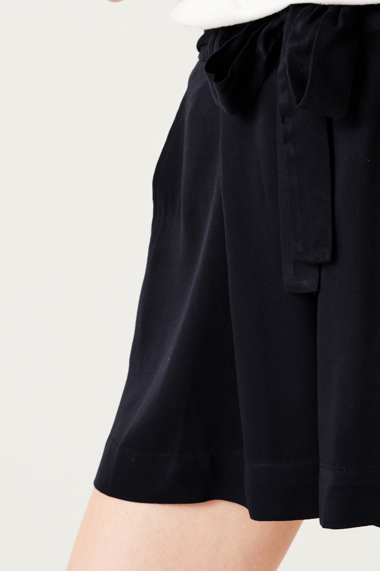 Plain belted shorts - Black