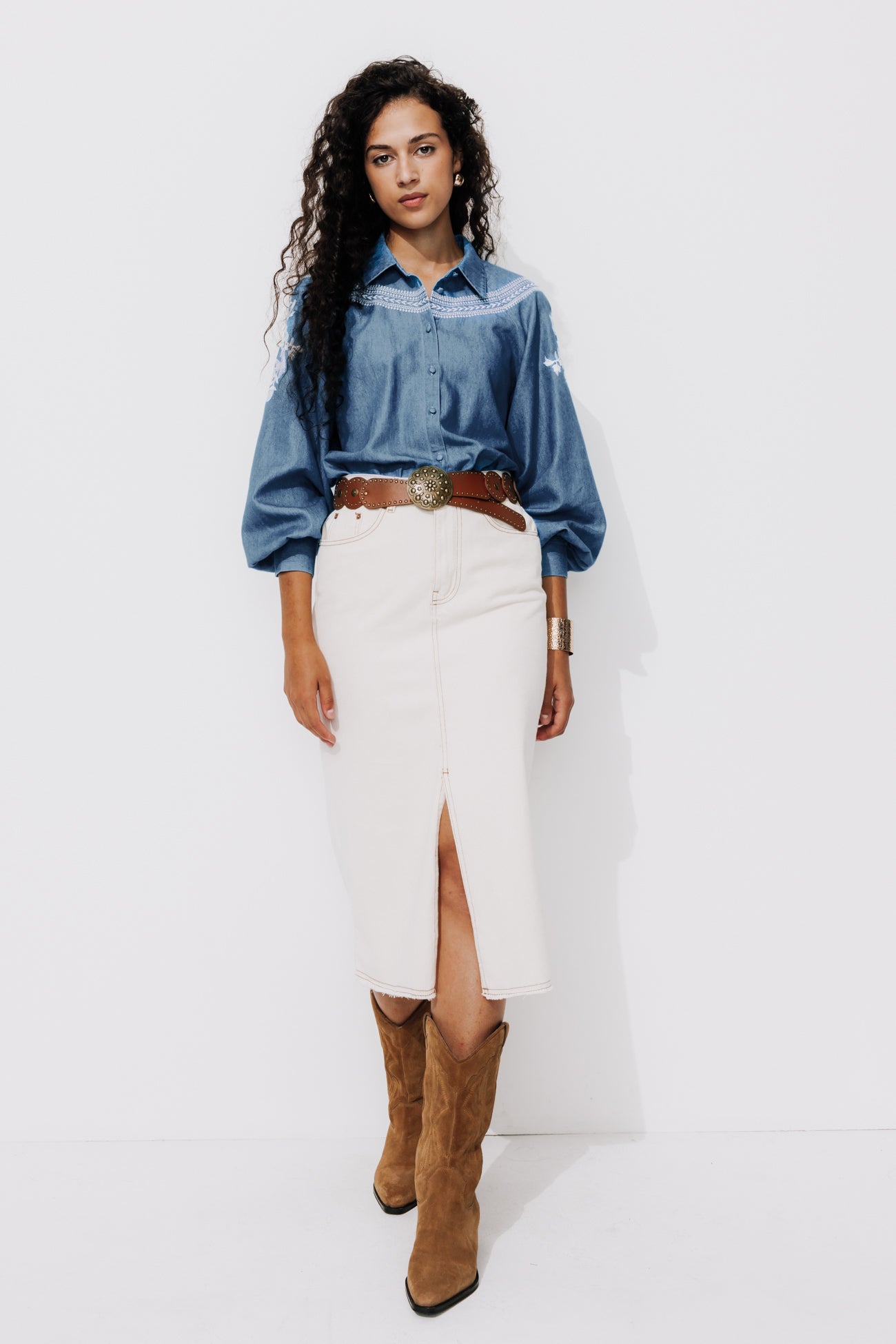 Embroidered shirt - Medium denim