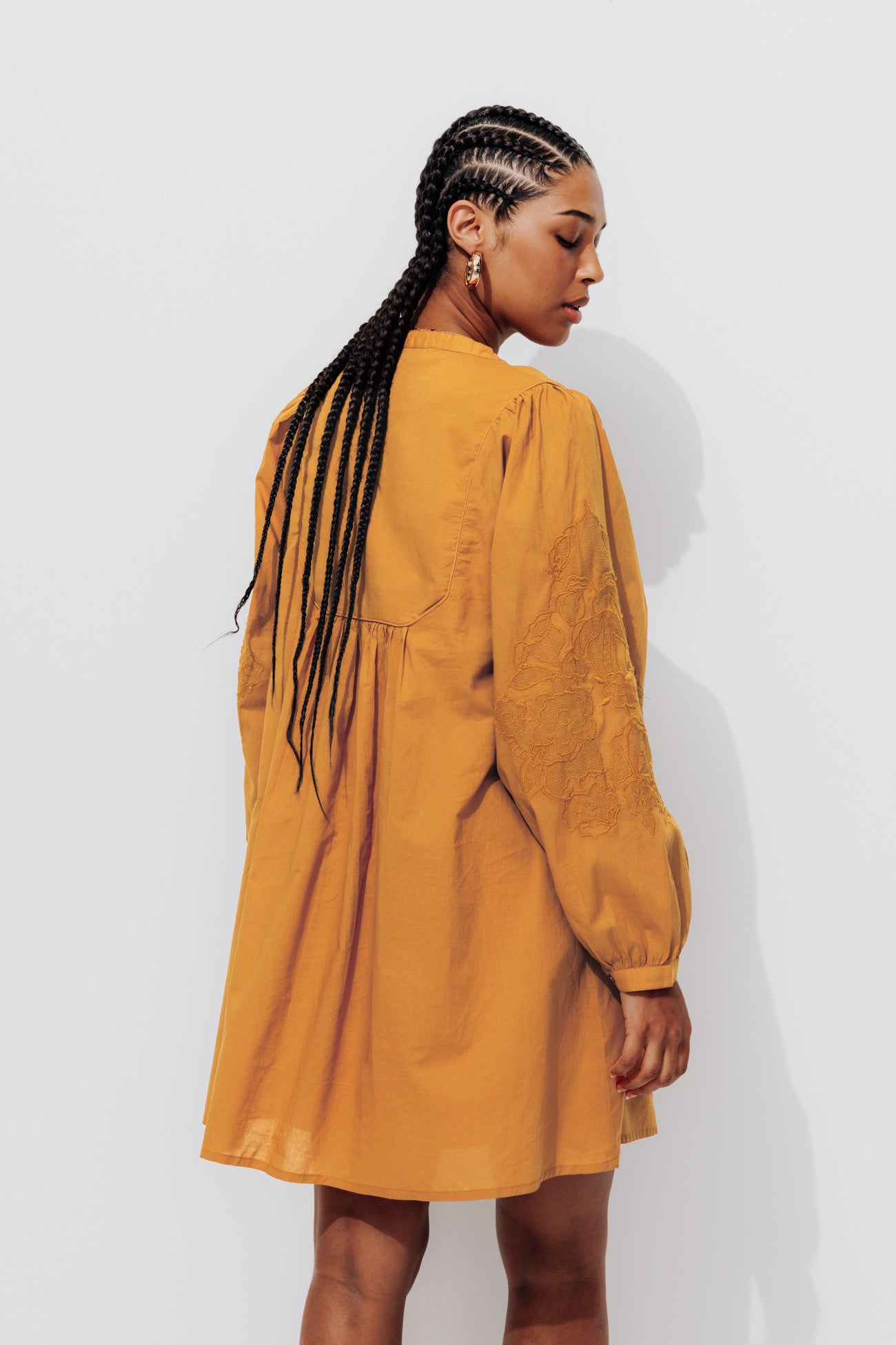 Short embroidered dress - Black