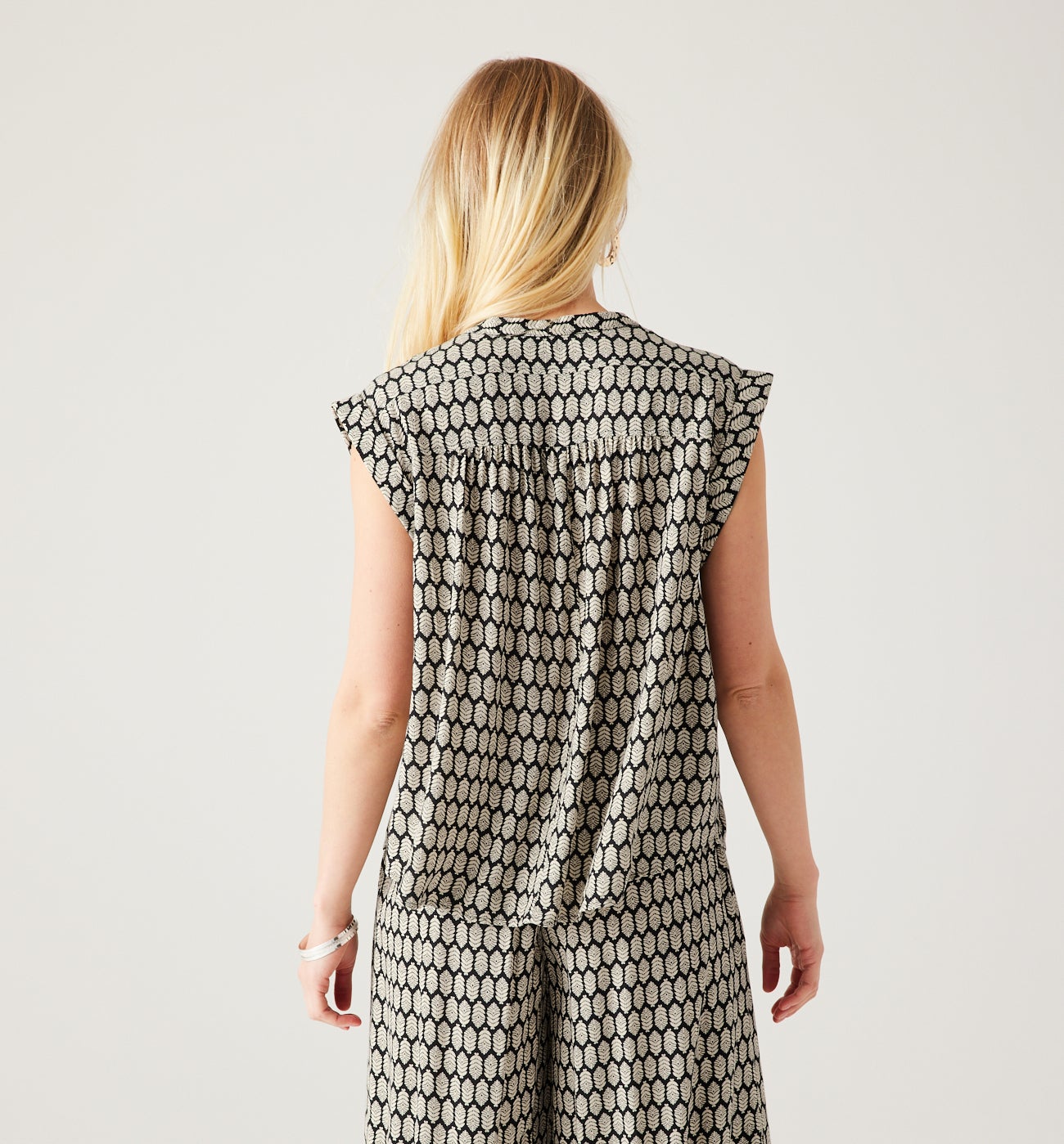 Plain shirt - Black print