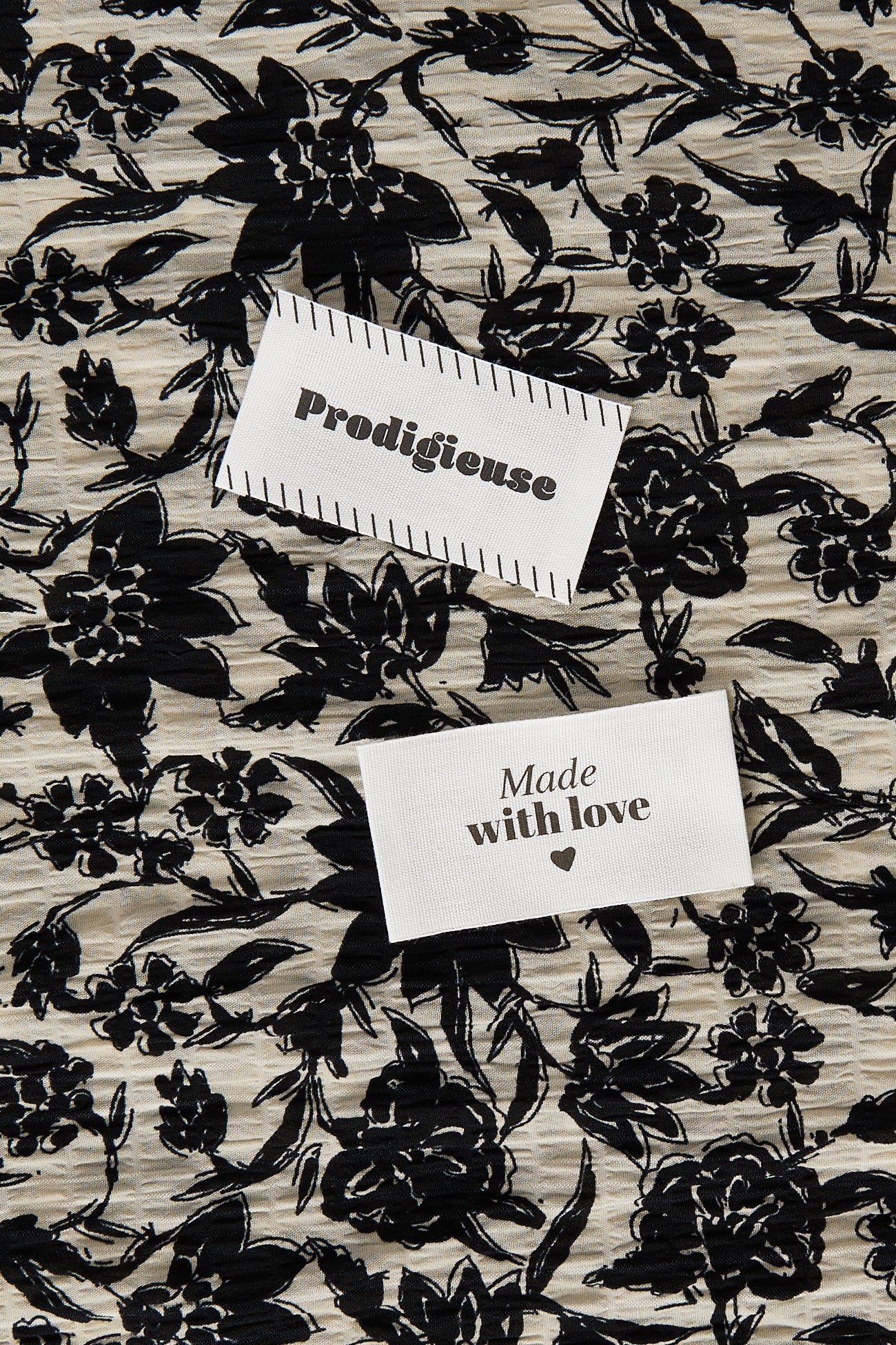 Set of 3 sewing labels - Ecru print