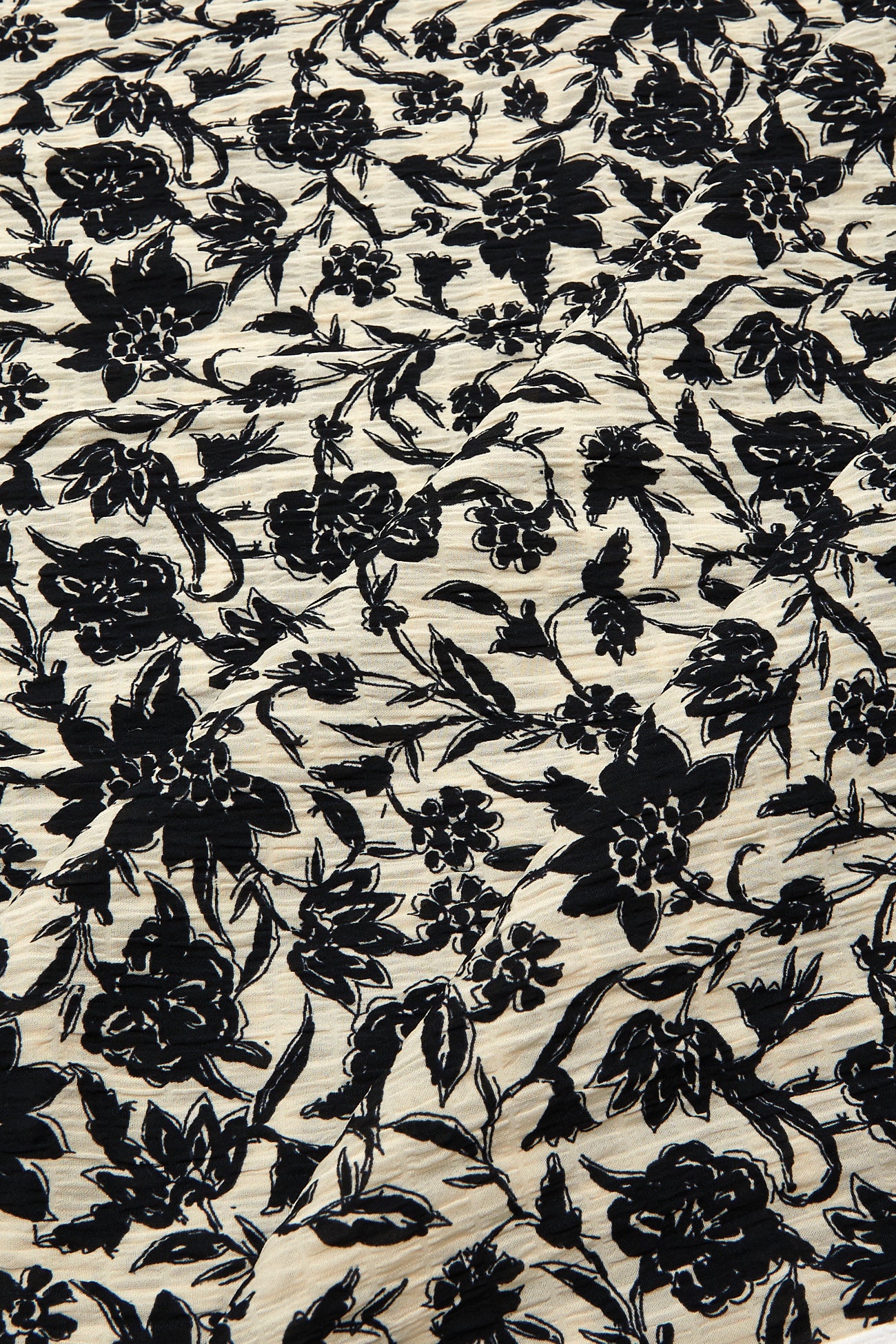 3m crepon polyester fabric - Black print