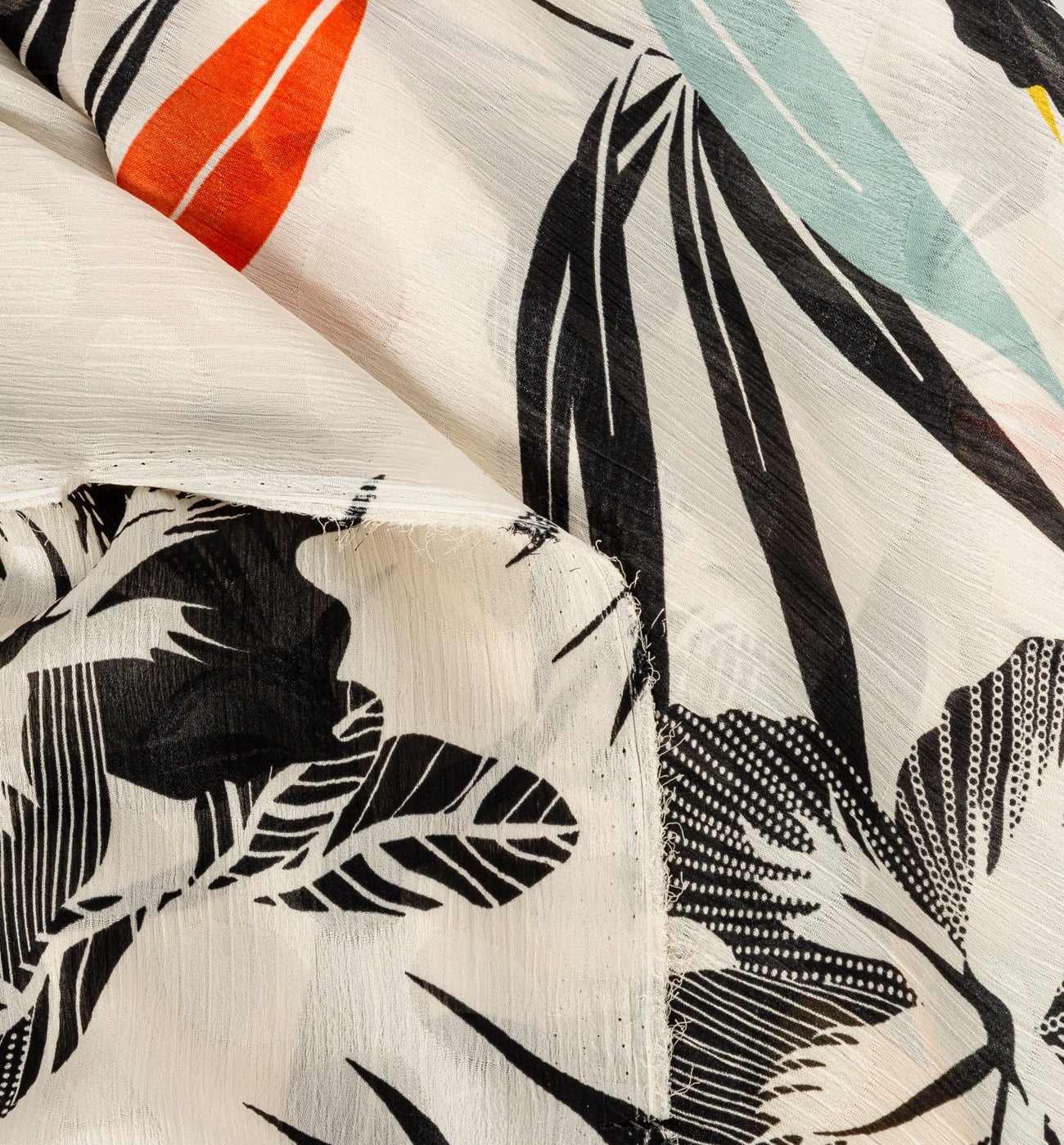 Polyester crepon fabric cut - Ecru print